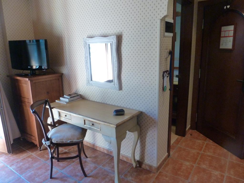 Hotel Bocale Sallent de Gállego Pokoj fotografie